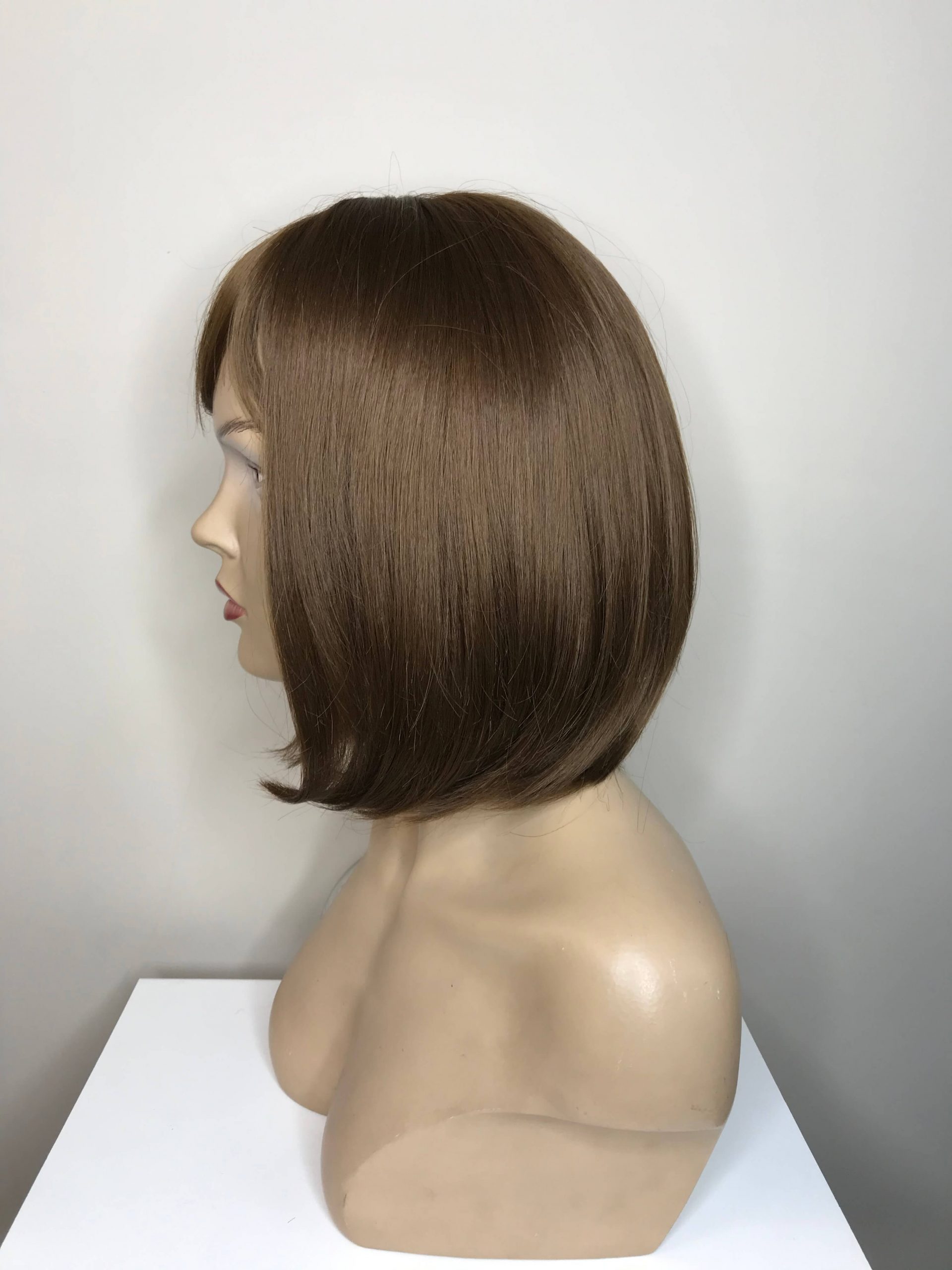 F8154 синтетична перука - Image 4