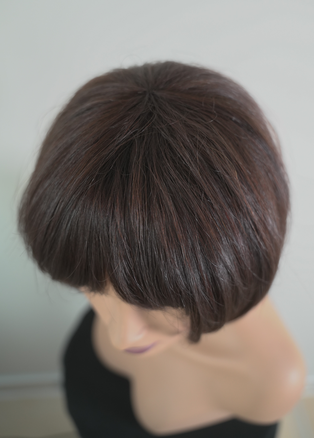 медицинска-бюджетна-красива-перука