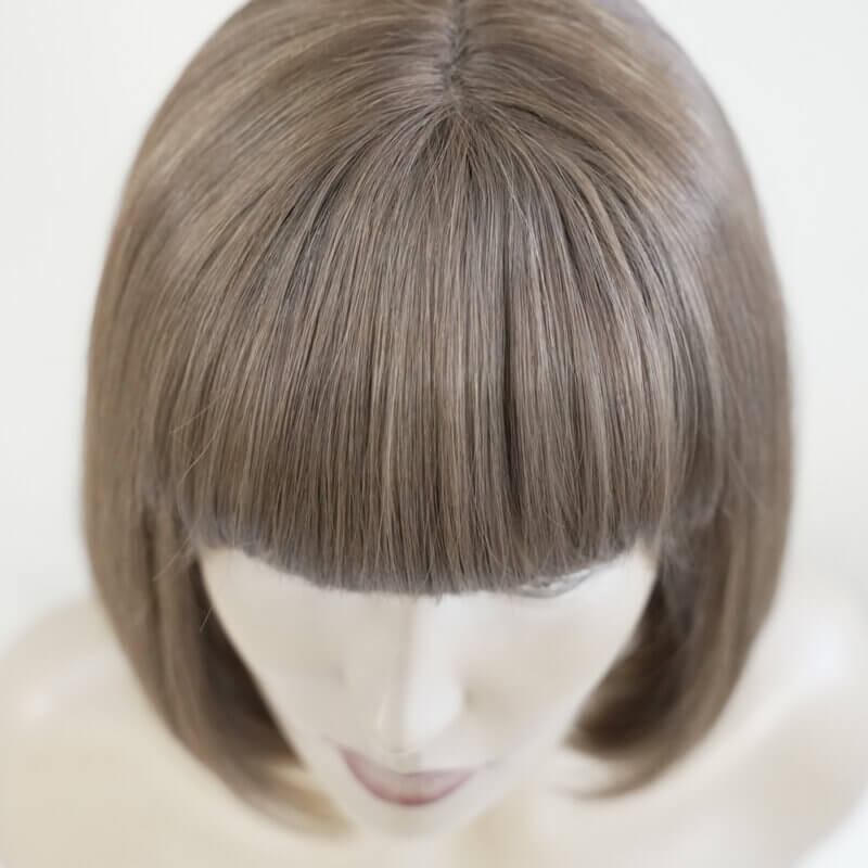 Прическа с перука - На път - Женска мода-Медицинска